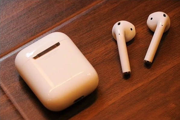 New Features of iOS 10.3 - Find My AirPods