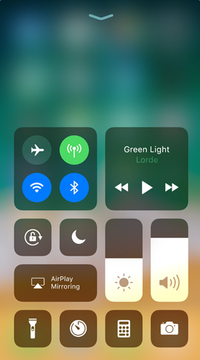 iOS 11 Control Center 